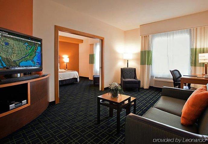 Fairfield And Santa Rosa Hotel