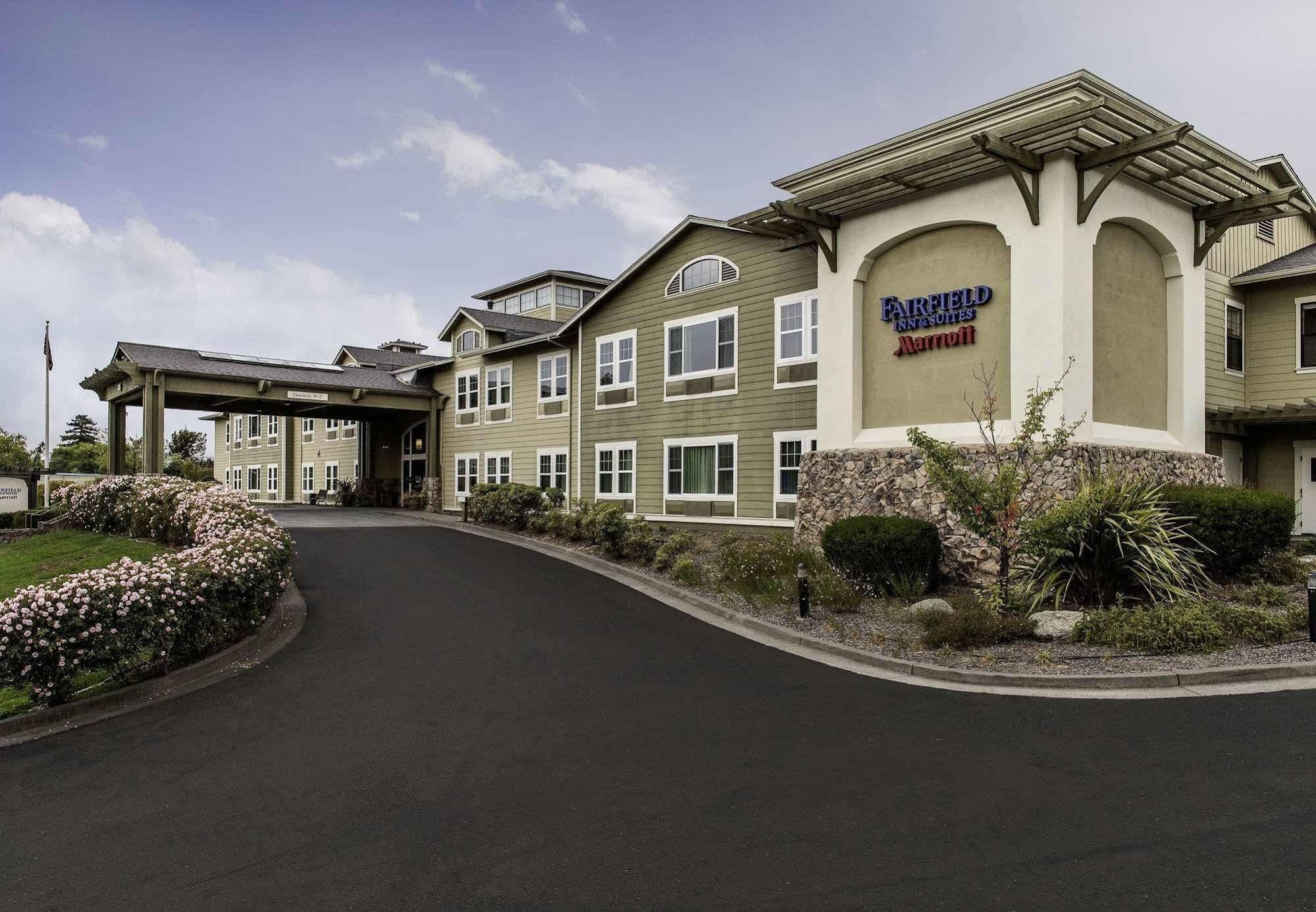 Fairfield And Santa Rosa Hotel 3*