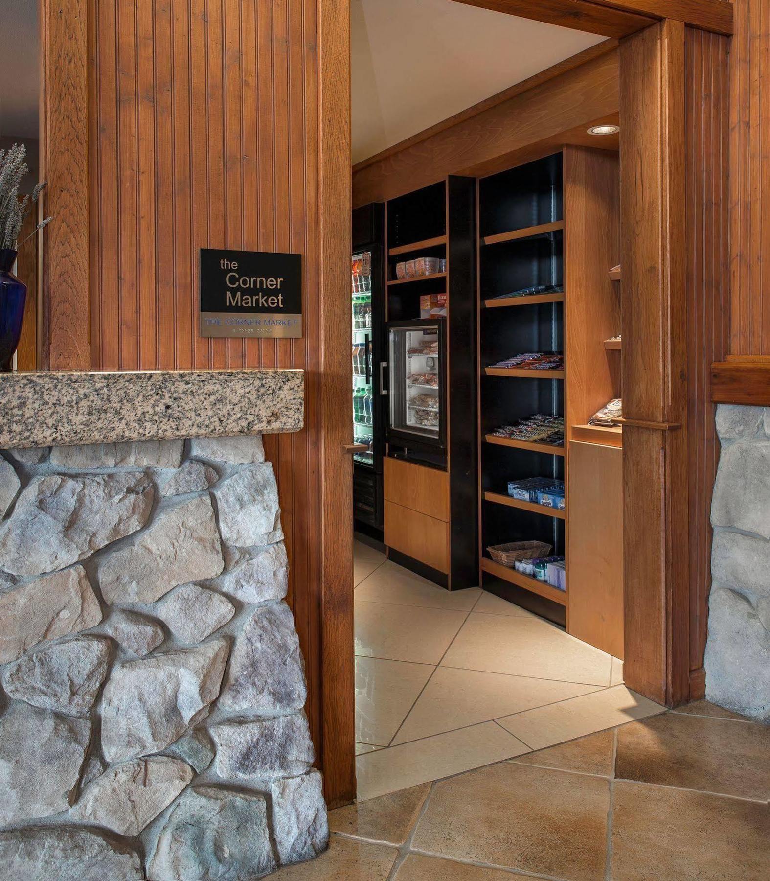 Hotel Fairfield And Santa Rosa 3*